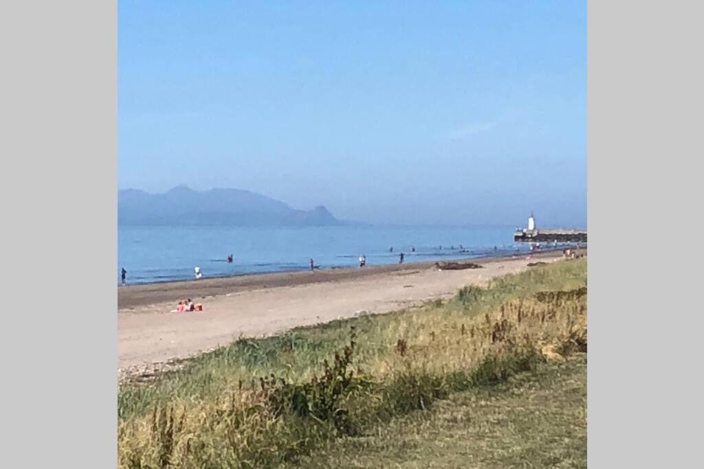The Brambles Girvan Holiday Cottage By Seaside. ภายนอก รูปภาพ